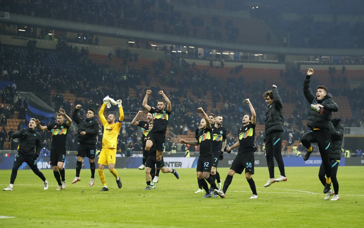 Serie A da Inter, Lazio yu yenerek liderliğini korudu #2