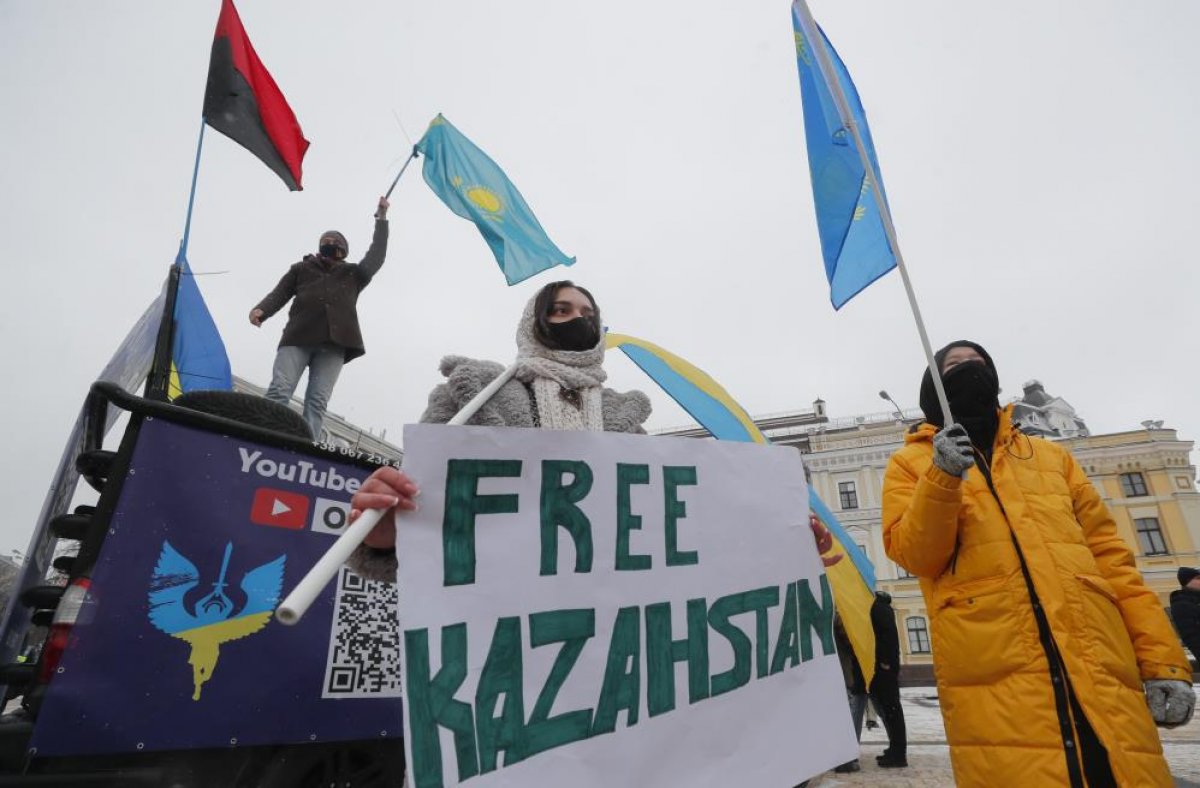 Ukrayna’dan Kazakistan protestolarına destek #2