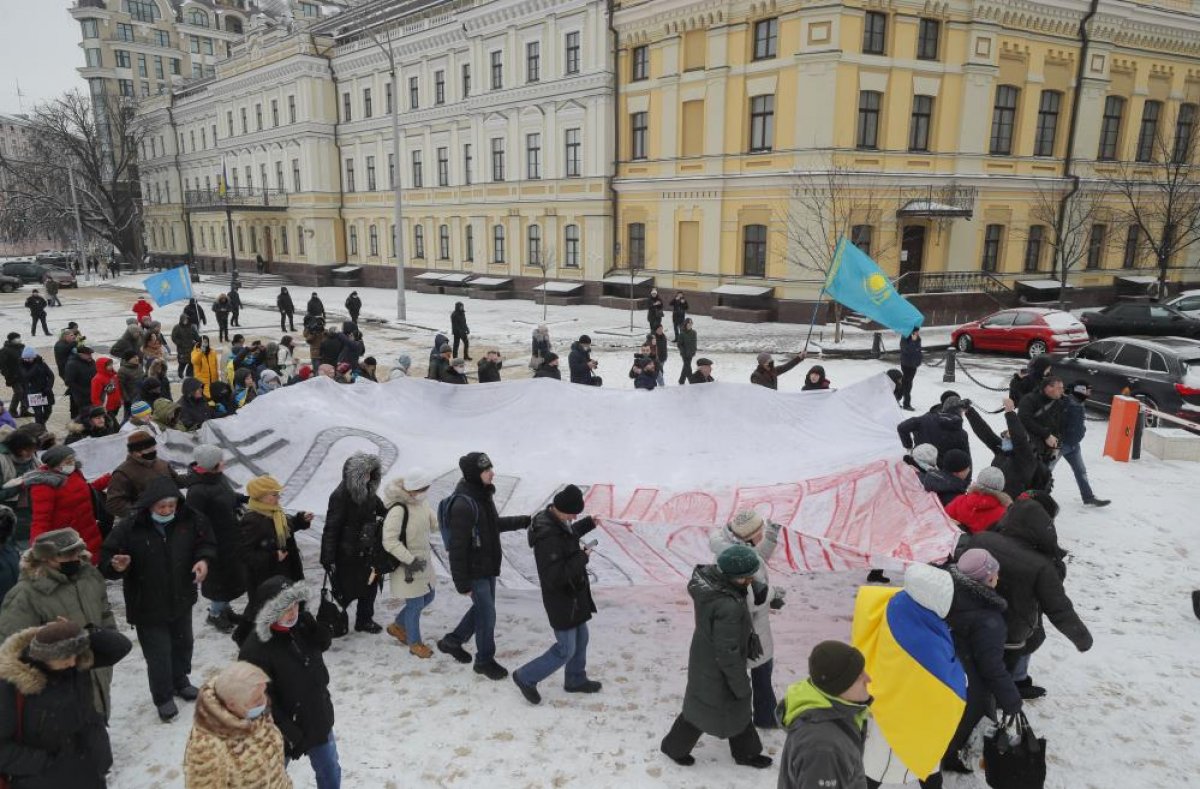 Ukrayna’dan Kazakistan protestolarına destek #5