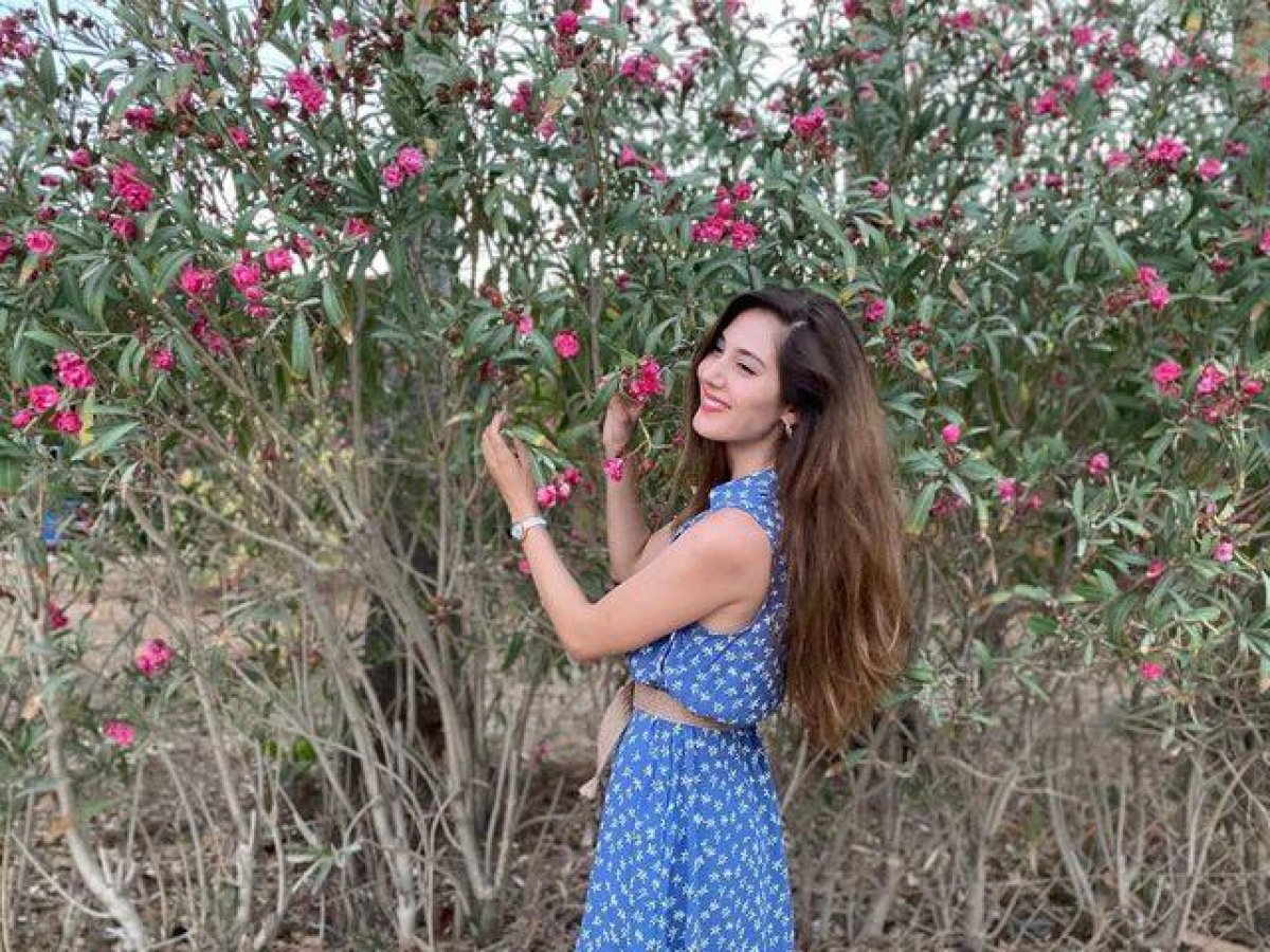 Gönül Dağı nın Elif Hemşire si Zümre Meğreli nin pozları Instagram ı salladı! Güzelliğiyle mest etti #11