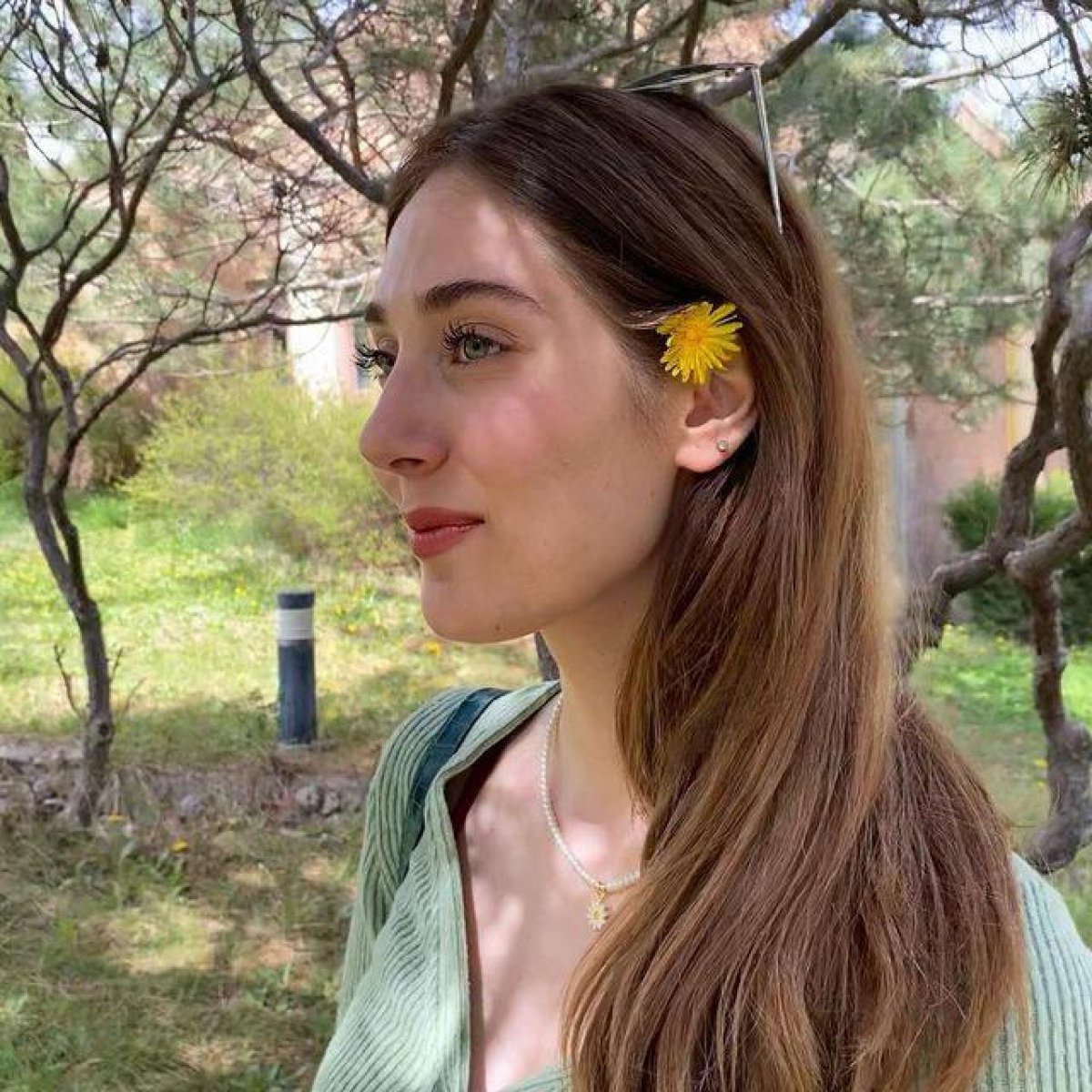 Gönül Dağı nın Elif Hemşire si Zümre Meğreli nin pozları Instagram ı salladı! Güzelliğiyle mest etti #14