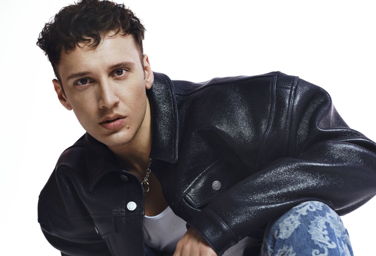 Edis, Meryem İrem Şahin i öptü #2