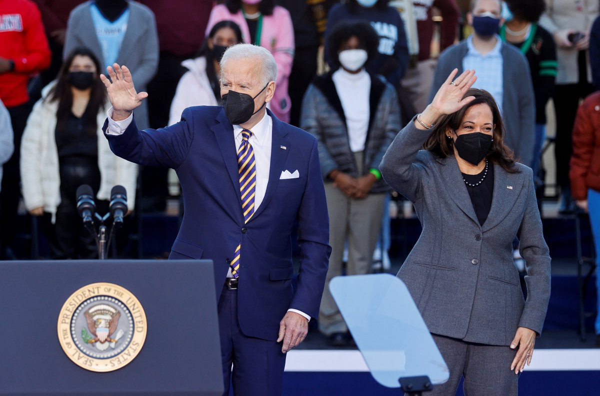 Joe Biden, yardımcısı Kamala Harris için dördüncü kez  Başkan  dedi #3