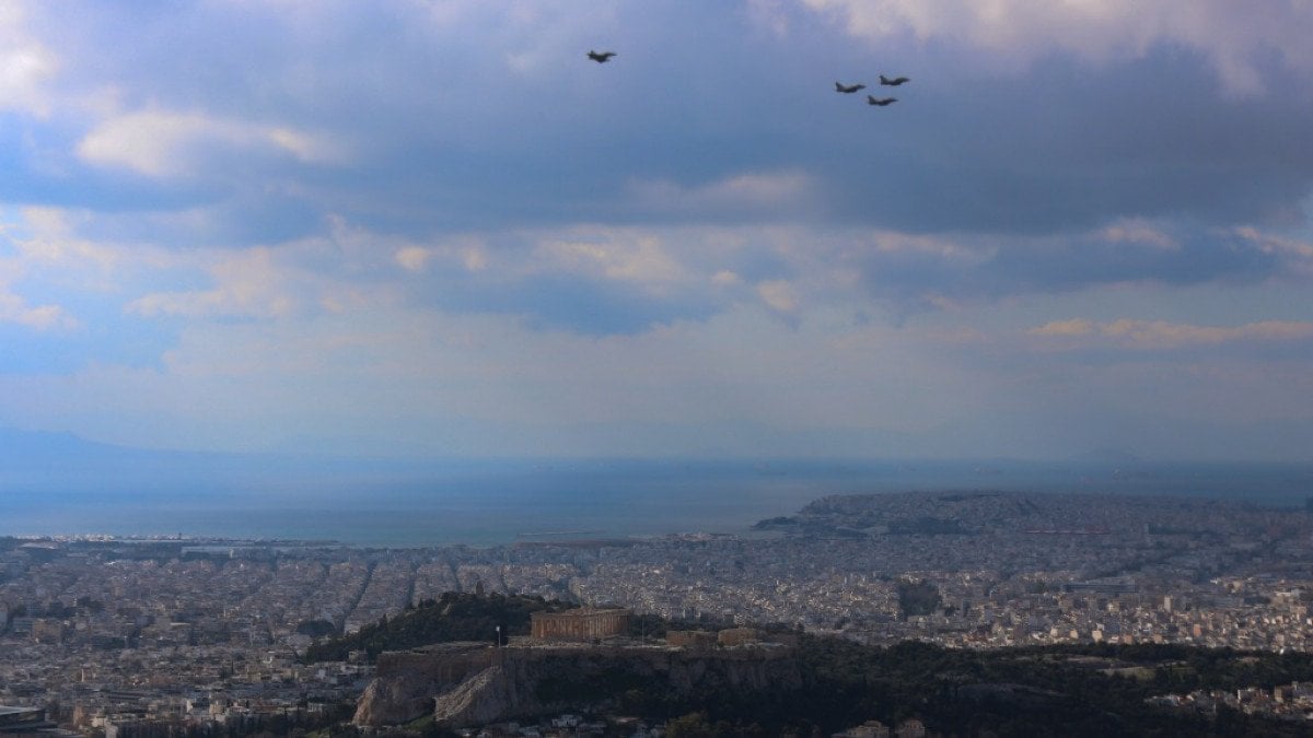 Fransız yapımı Rafale uçakları Yunanistan da #5