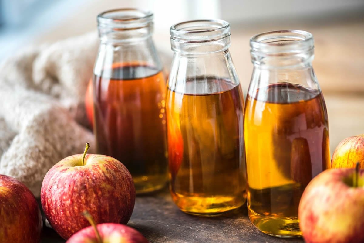Only 10 minutes!  Introduce apple cider vinegar to your hair... #1