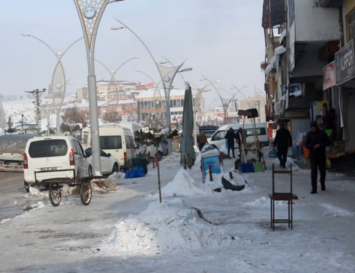 Van da hava sıcaklığı, eksi 39 u gördü #4