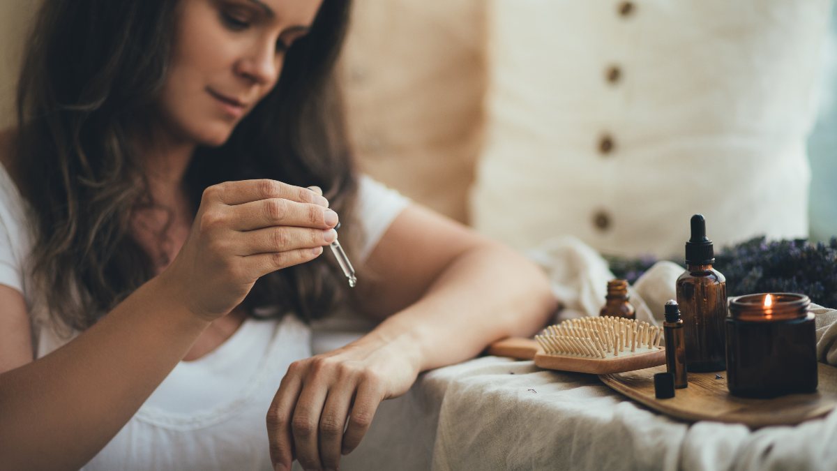 6 reasons to use regular body oil in winter Kimdeyir