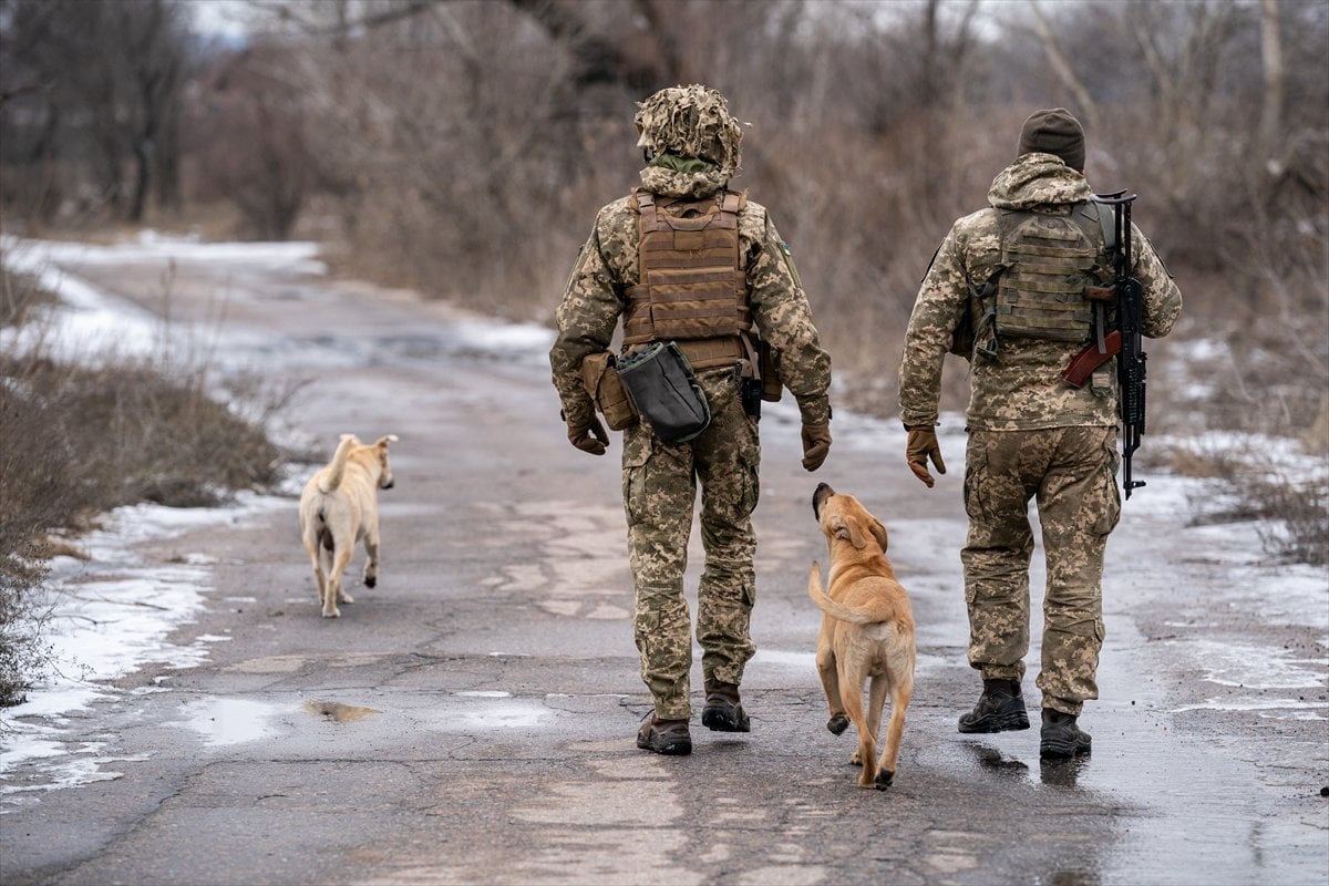 Ukrayna lı askerlerin sınır nöbeti #11