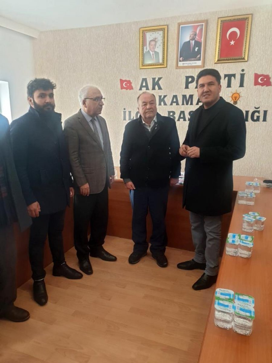 Kırşehir de CHP li belediye meclis üyeleri AK Parti ye geçti #1