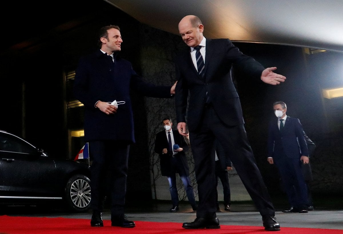 Scholz ve Macron’dan Rusya’ya  bedeli ağır olur  uyarısı #1
