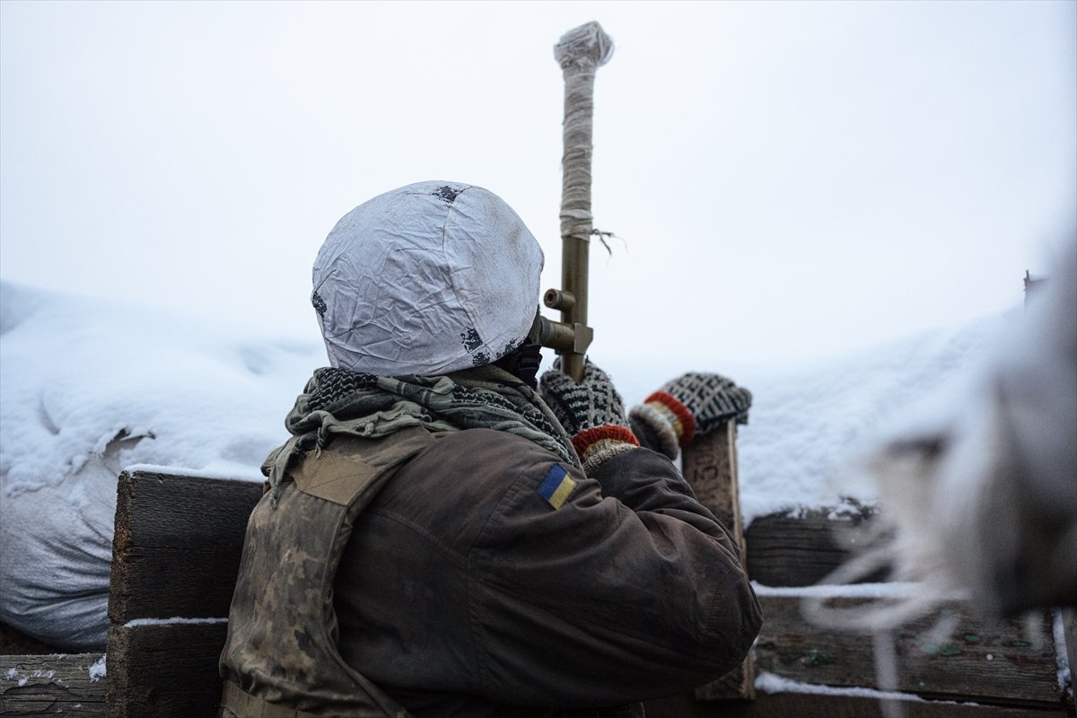 Zolote bölgesindeki Ukrayna askerleri görüntülendi #3