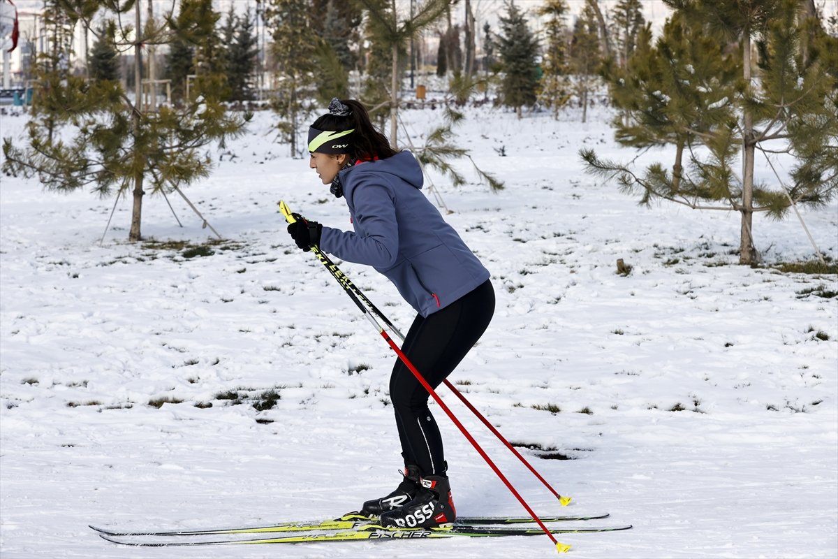 Başkent Millet Bahçesi, kış sporu tutkunlarının uğrak noktası oldu #5