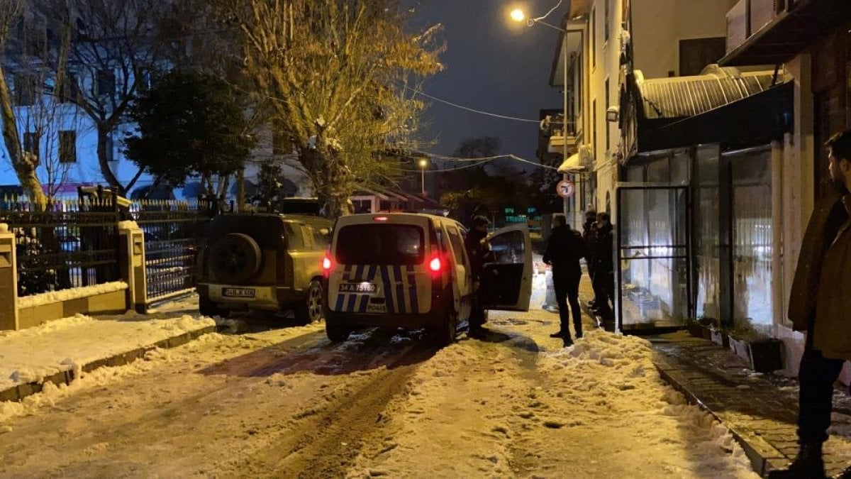 İstanbul İl Sağlık Müdürlüğü nden Ece Erken e ambulans yanıtı #4