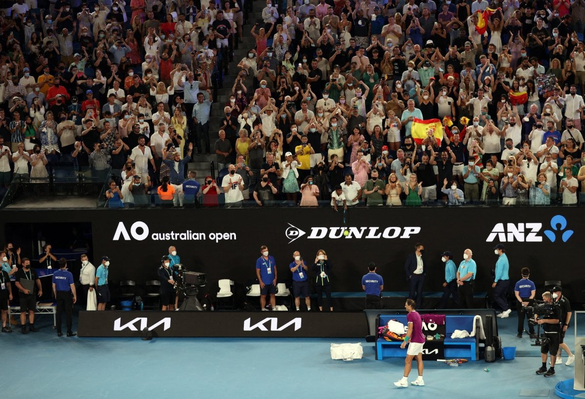 Avustralya Açık ta şampiyon Rafael Nadal #5