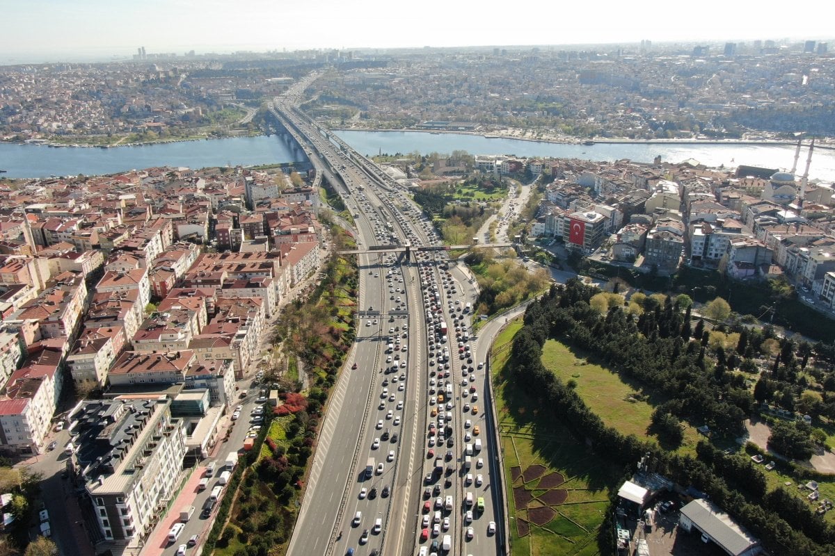 Dünyanın en yoğun trafiğine sahip 5 inci şehri İstanbul oldu #2