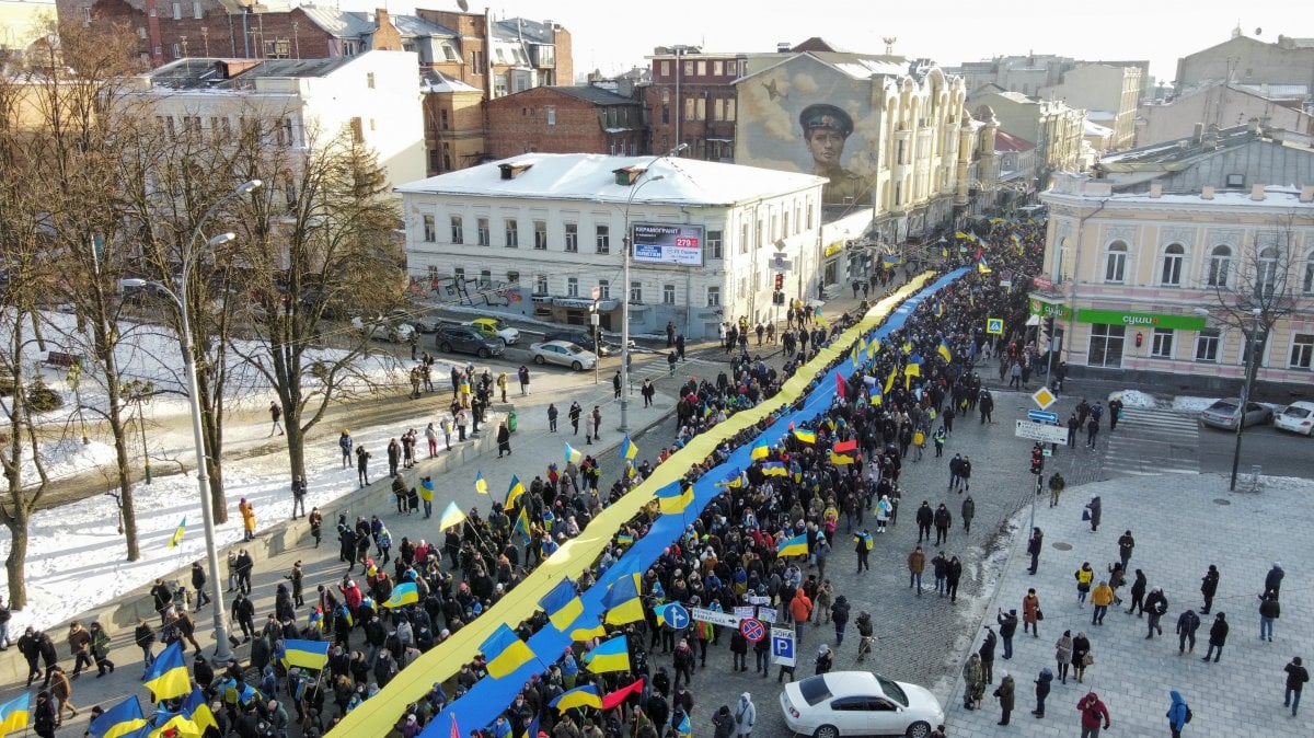 Ukraynalı göstericiler, Rusya sınırında yürüdü #6