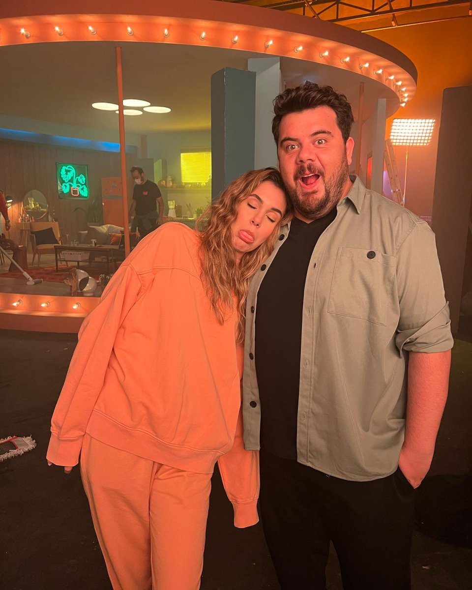 Berfu Yenenler in elektrik faturası isyanı #3