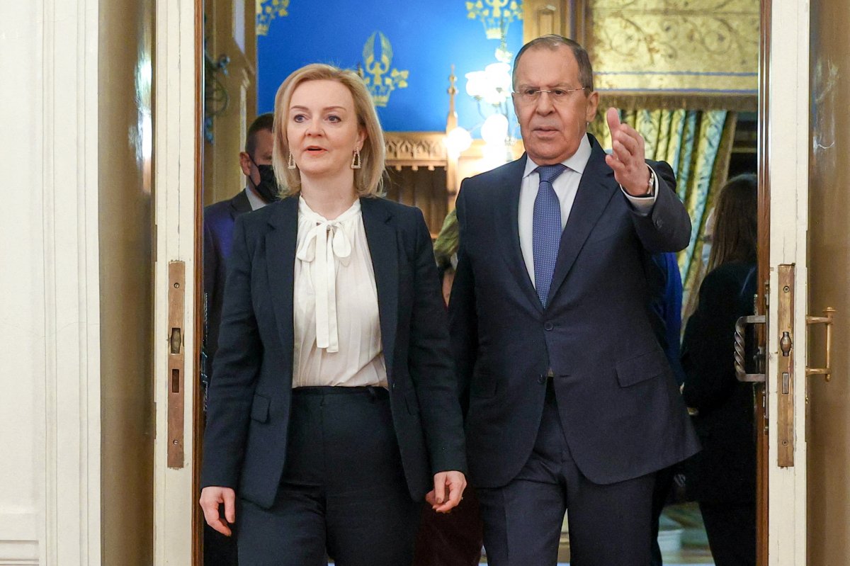 Rusya Dışişleri Bakanı Lavrov mevkidaşı Truss ile görüştü #8