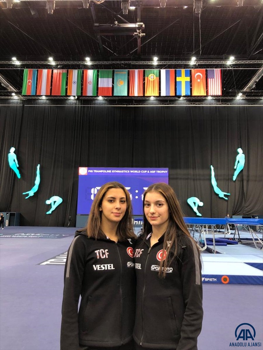 Milli cimnastikçiler Karakaş ve Karakuş tan Dünya Kupası nda altın madalya #1