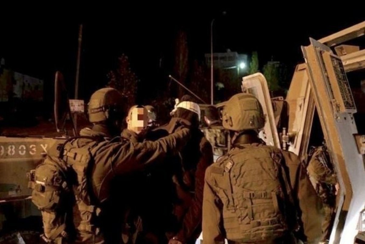 İsrail ordusu Batı Şeria da köy bastı: 1 Filistinli öldü #1