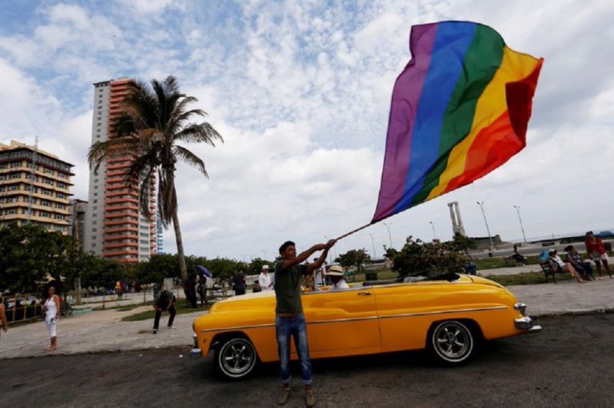 Küba da açılan ilk LGBT oteli, yeniden hizmete girdi #3