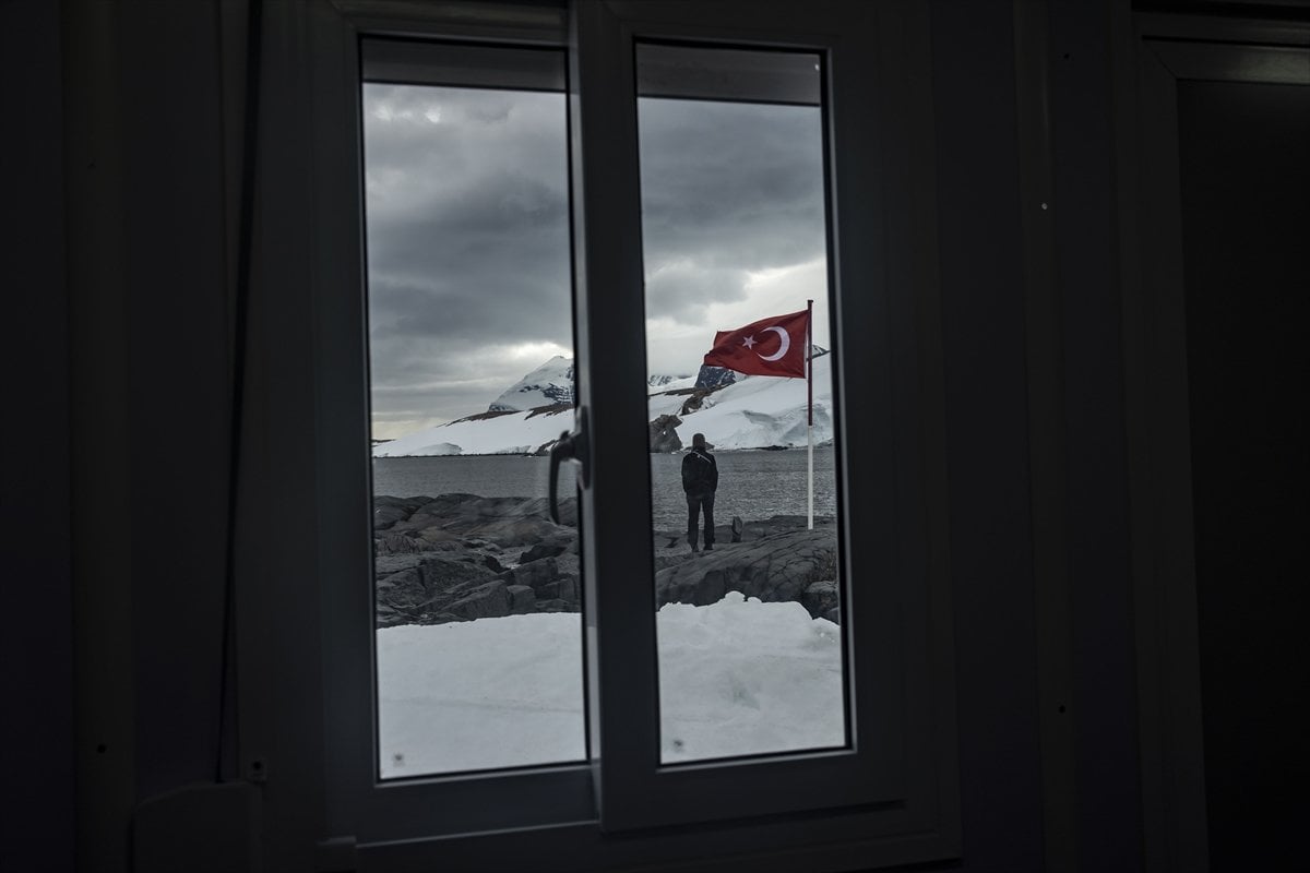 Türk bilim insanları, Antarktika daki evi Horseshoe Adası nda #3