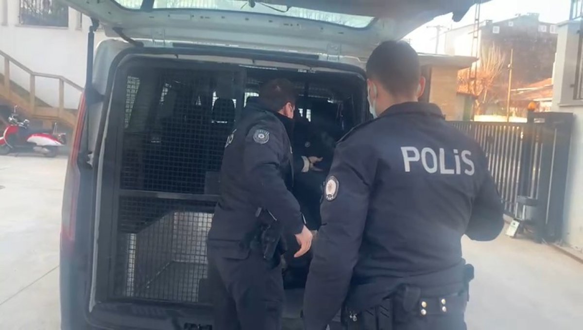 Ümraniye’de sağlık çalışanına kafa atan koronavirüs hastası tutuklandı #3