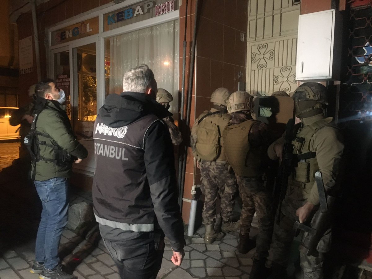 İstanbul da uyuşturucu tacirleri gözaltına alındı #2