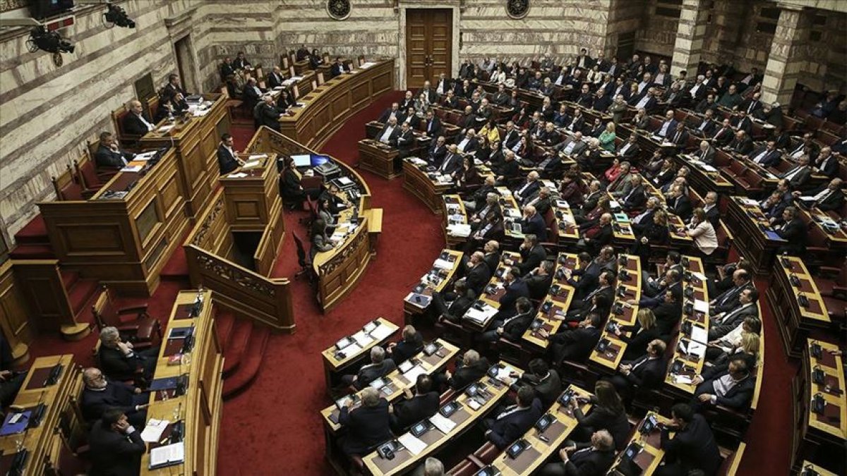 Yunanistan Parlamentosu nda silahlanmaya yönelik üç anlaşma onaylandı #1