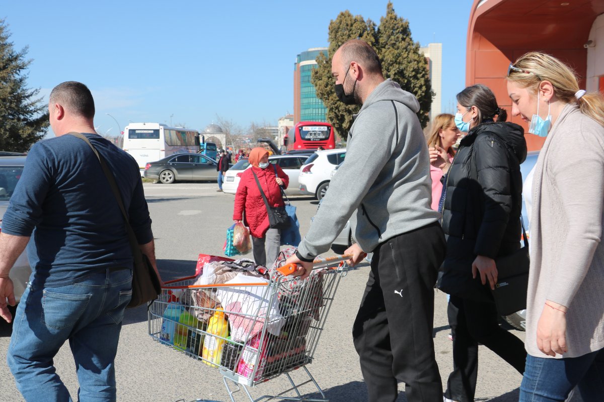 Bulgar vatandaşların alışveriş yarışı #5