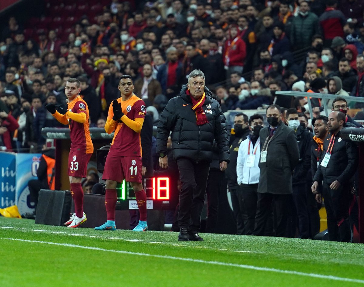 Galatasaray Süper Lig de oynamadan 2 sıra geriledi #1