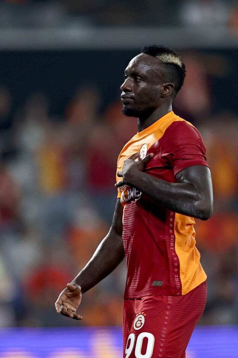 Mbaye Diagne müteahhit oldu #2