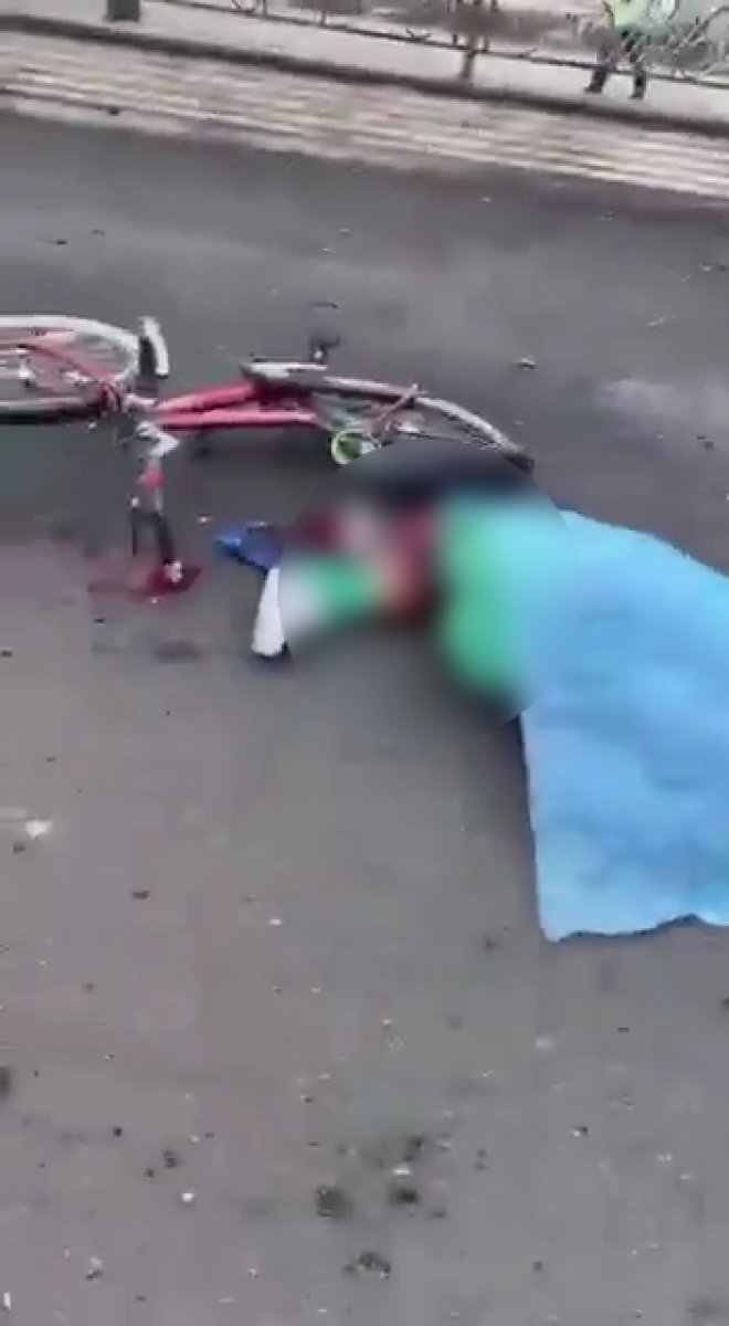 Rusya, Ukrayna da bisiklet süren sivilleri bombaladı #2