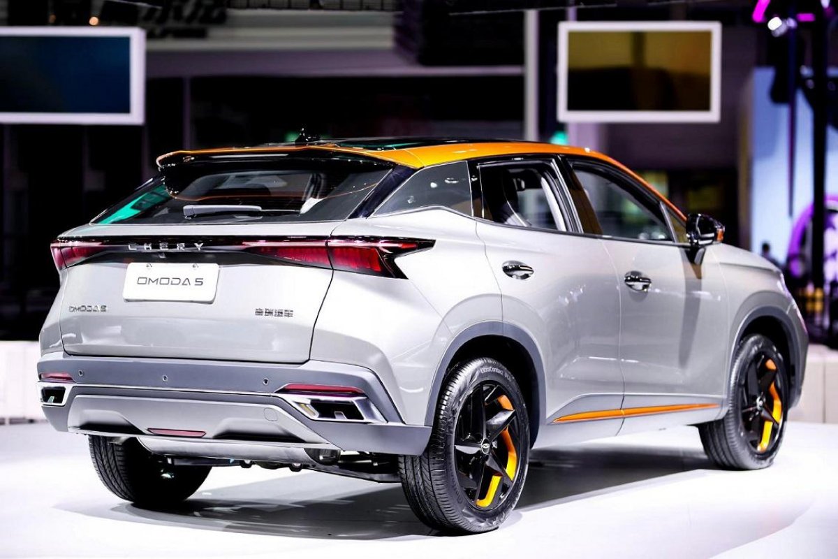 chery_4984.jpg