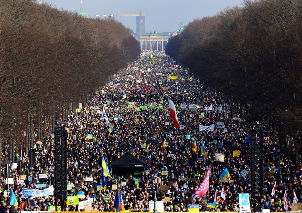 Almanya da Rusya karşıtı protesto #1