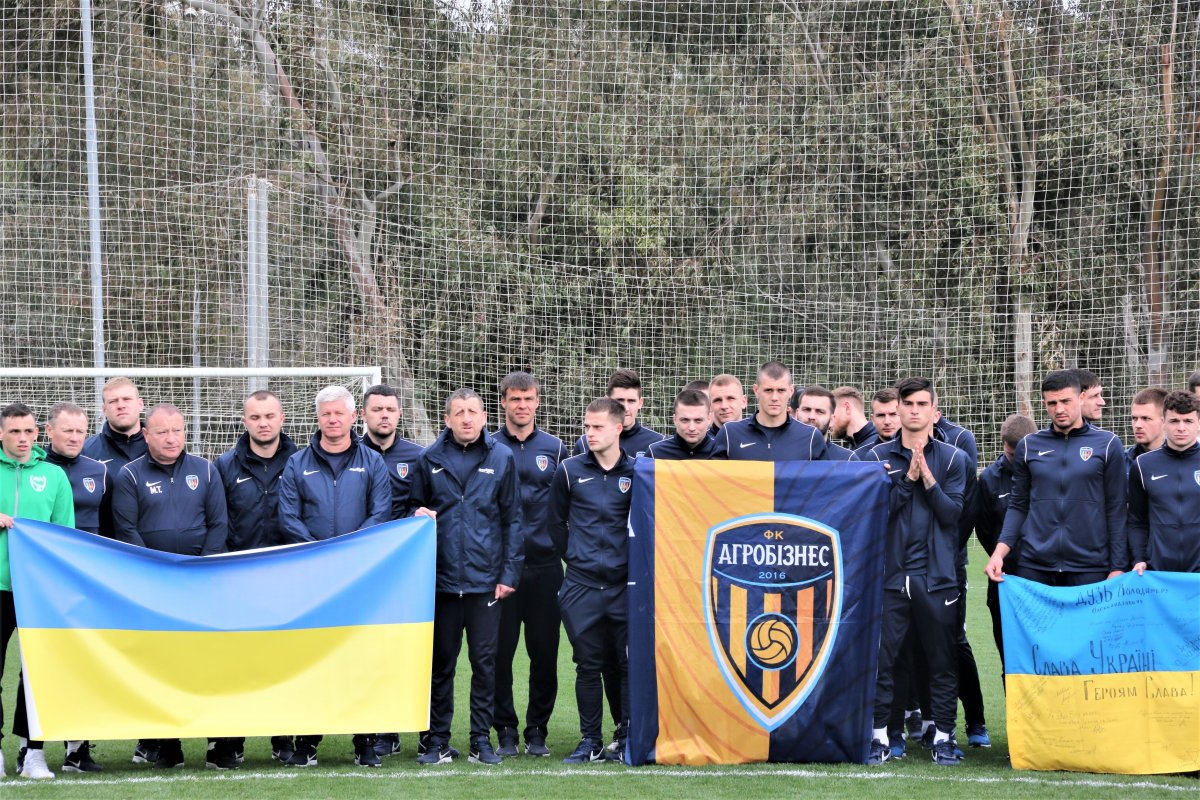 Antalya da kamp yapan Ukraynalı futbolcular, 'savaşa hayır' dedi #2