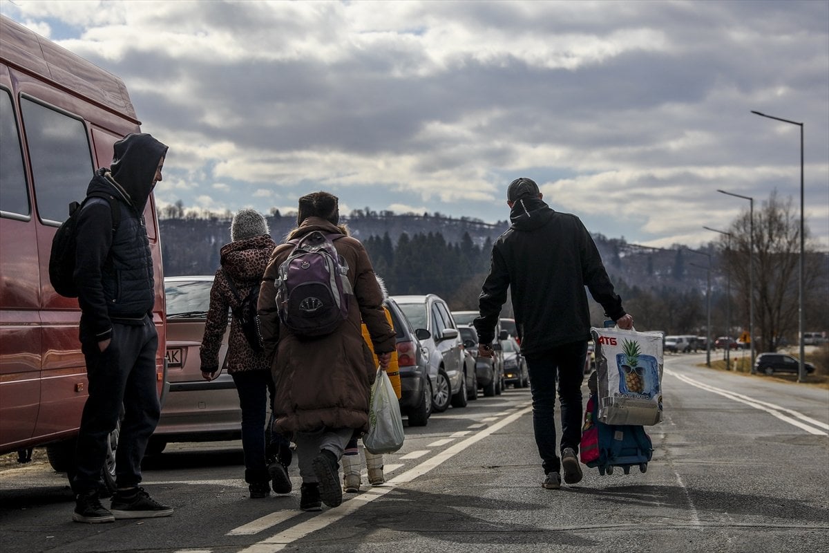 BM, 500 binden fazla Ukraynalı nın göç ettiğini açıkladı #10