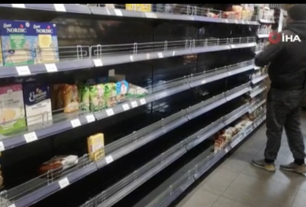 Ukrayna da market rafları boş kaldı #2