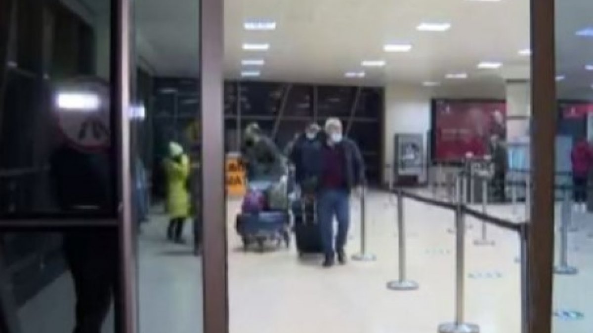 Azerbaijani citizens being evacuated from Ukraine
