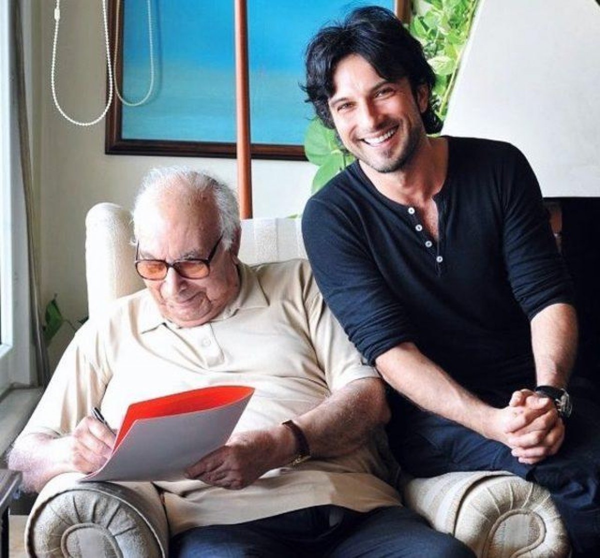 Tarkan dan Yaşar Kemal paylaşım #1
