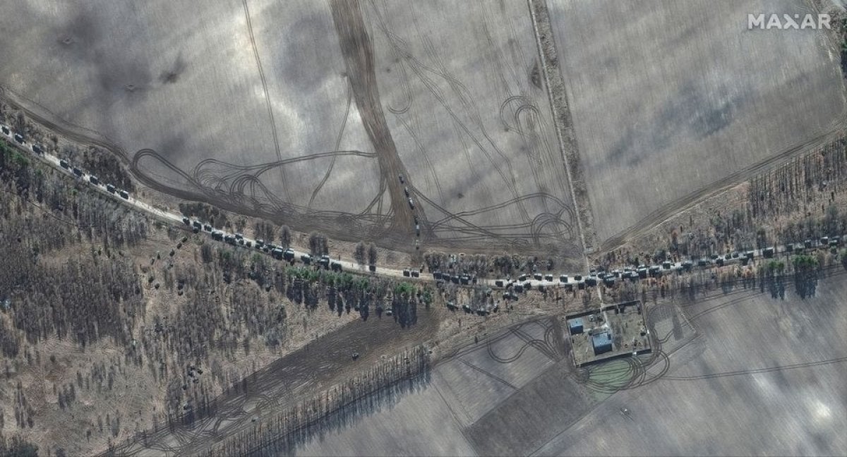 Russian convoy approaching Kiev 64 km long #6