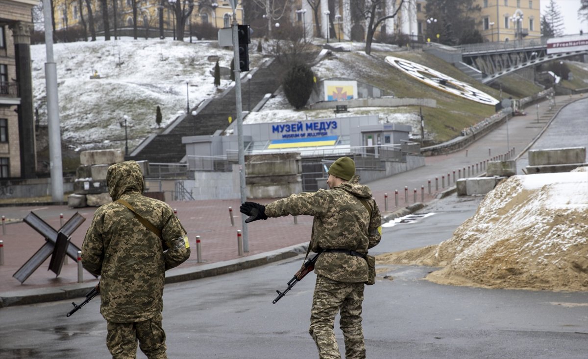 Preparations for resistance continue in Kyiv #10