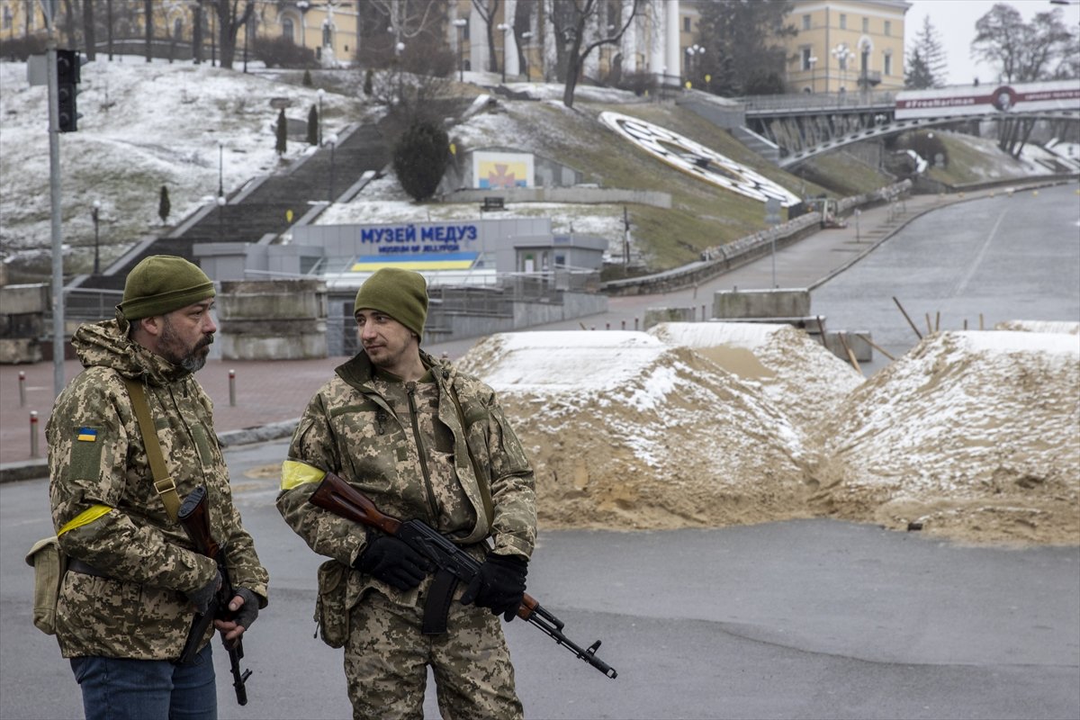 Preparations for resistance continue in Kyiv #12