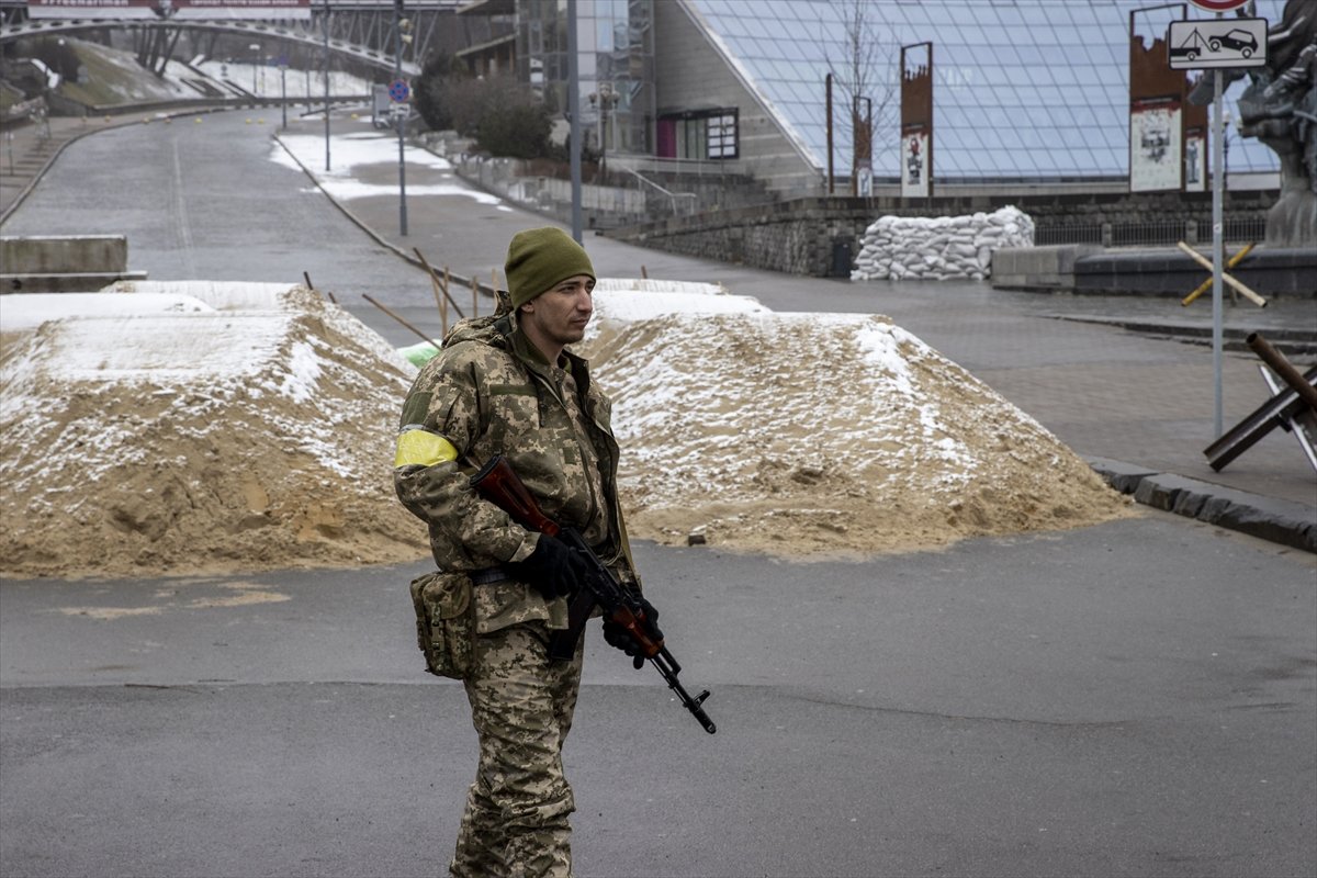 Preparations for resistance continue in Kyiv #9