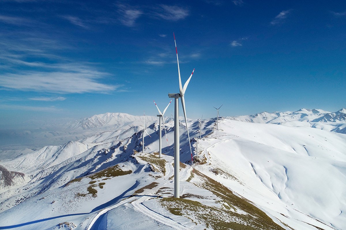 Van da 3 bin metrede kurulan rüzgar türbinleri, 50 bin hanenin elektriğini üretiyor #2