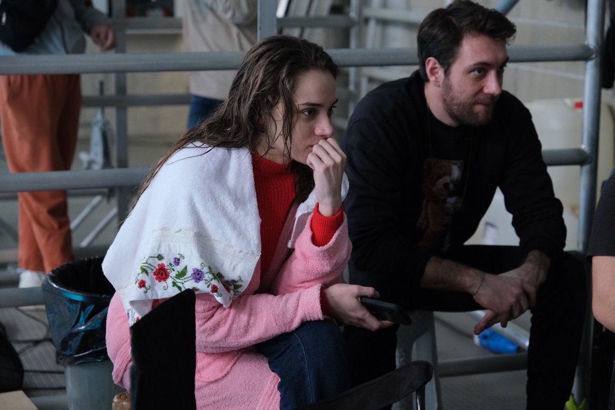 Kara Tahta sete çıktı, ilk kareler geldi! Miray Daner ve Furkan Andıç ın uyumu mest etti #4