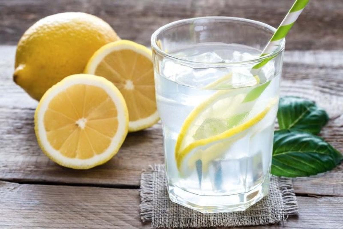Sabahları limonlu su içmenin 5 mucizevi faydası #1