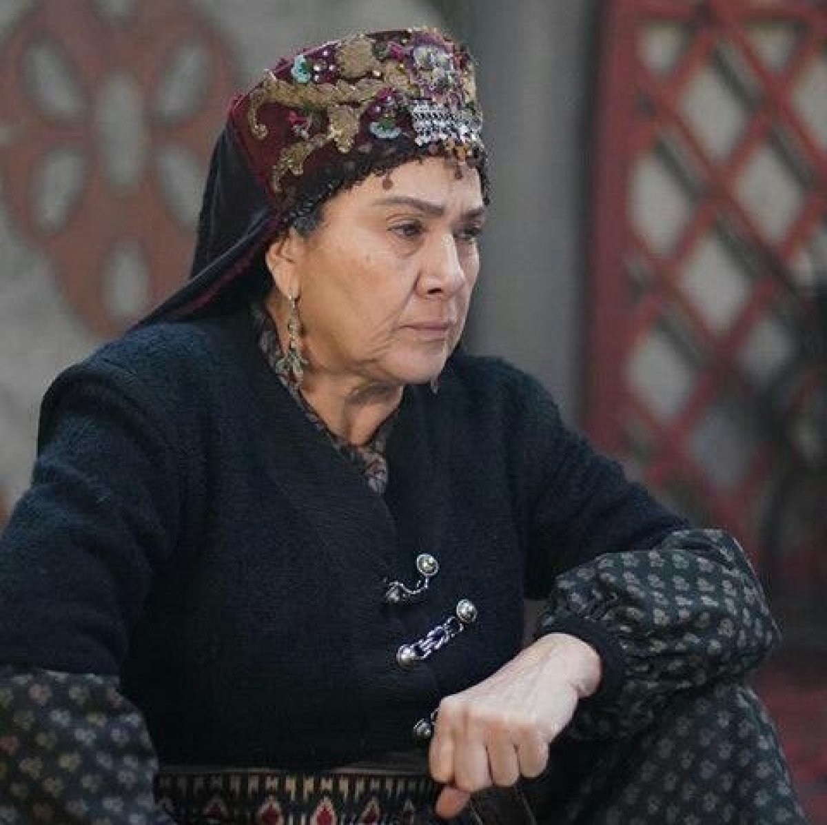 Diriliş Ertuğrul un Hayme Ana sı bakın gerçekte kimin  annesi  çıktı! Ağzınız açık kalacak...  #2