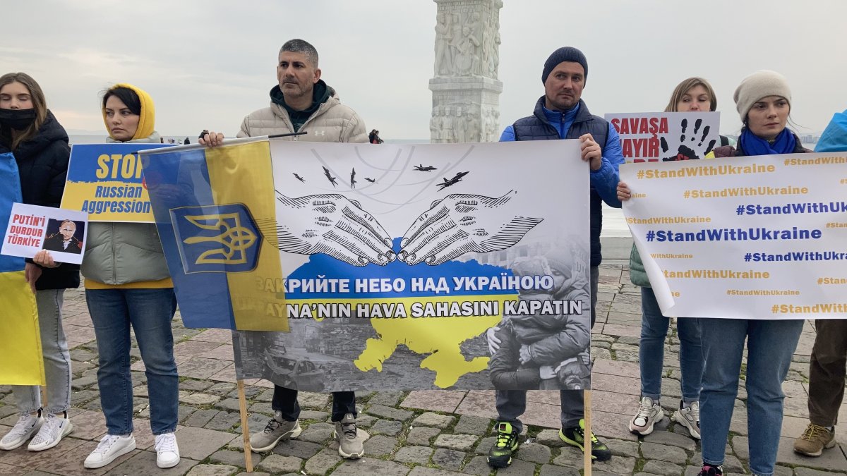 İzmir deki Ukraynalı çift çocuklarından haber alamıyor #1