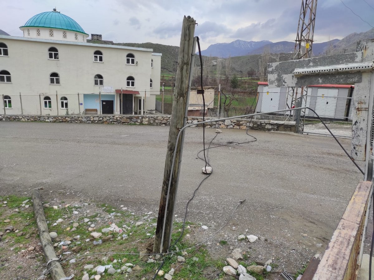 Batman da şiddetli rüzgar hayatı olumsuz etkiledi #1